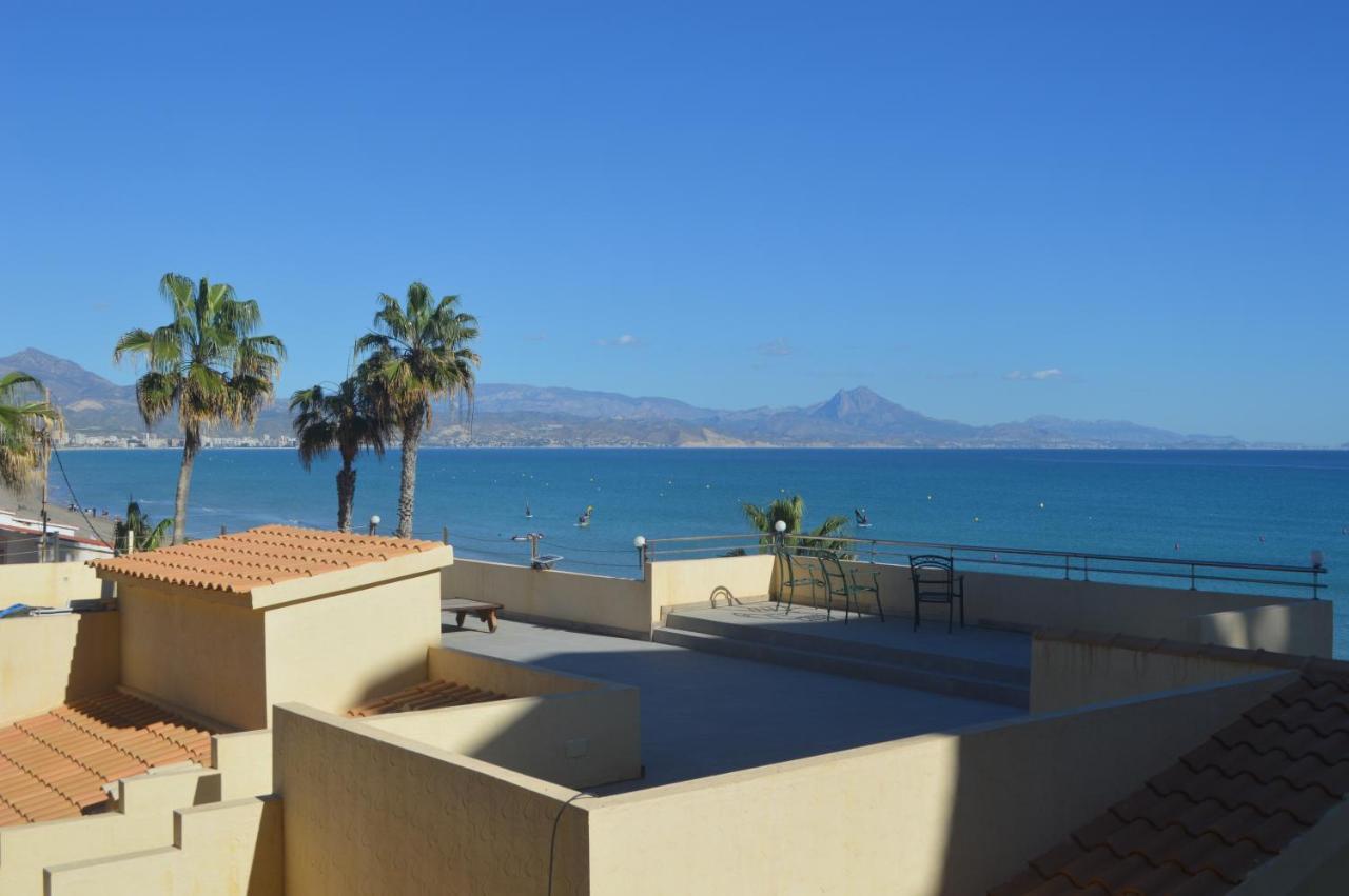 Maravilloso Apartamento Amanecer Cabo A Pie De Playa Y Mar En Chalet Roquetes Alicante Exterior photo