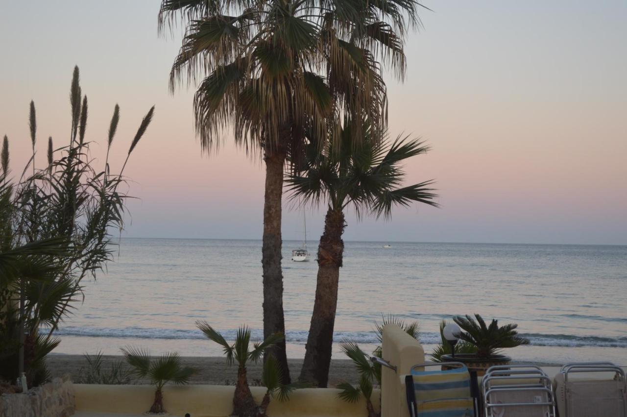 Maravilloso Apartamento Amanecer Cabo A Pie De Playa Y Mar En Chalet Roquetes Alicante Exterior photo