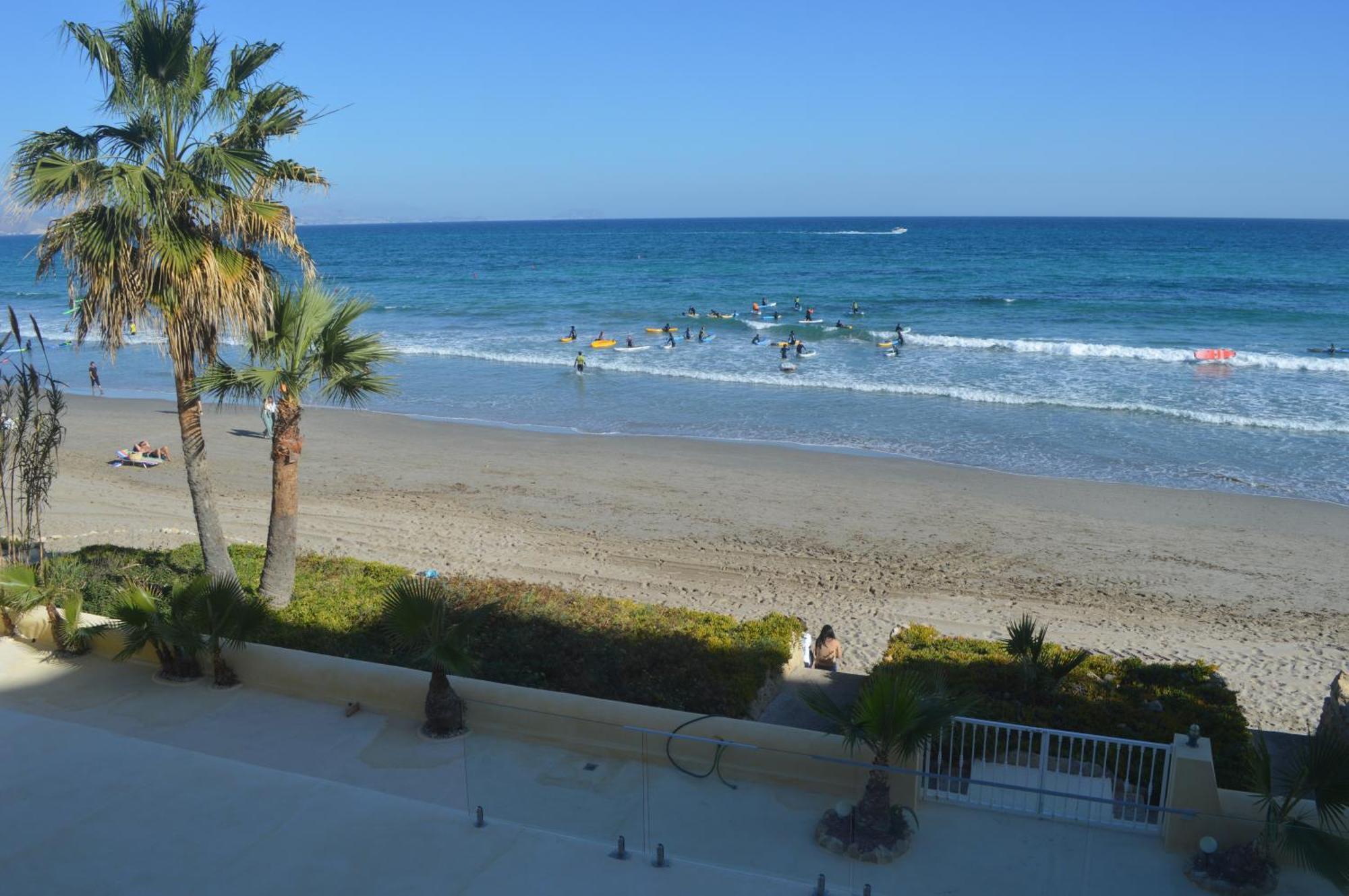 Maravilloso Apartamento Amanecer Cabo A Pie De Playa Y Mar En Chalet Roquetes Alicante Exterior photo