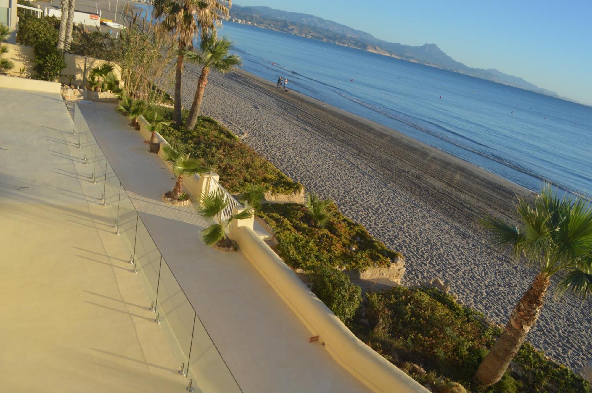 Maravilloso Apartamento Amanecer Cabo A Pie De Playa Y Mar En Chalet Roquetes Alicante Exterior photo